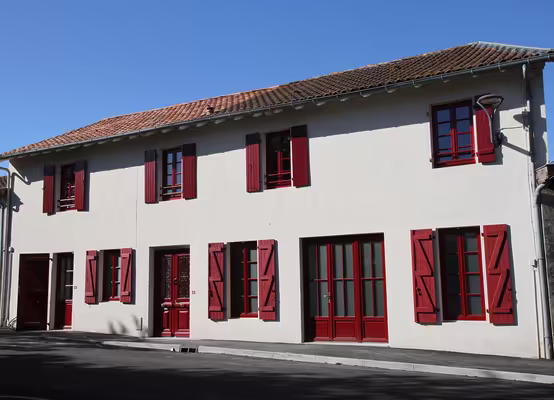 Poyanne — pôle de santé en centre-bourg — 5 cabinets de 15 à 28 m²